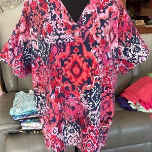 Vibrant Pink and Red Women's Tunic XL UA Brand Like New!
